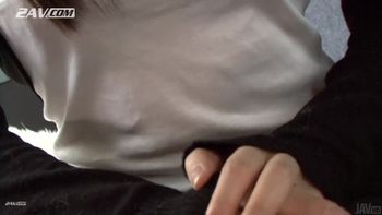 Busty chick amazes with perfect japanese blowjob