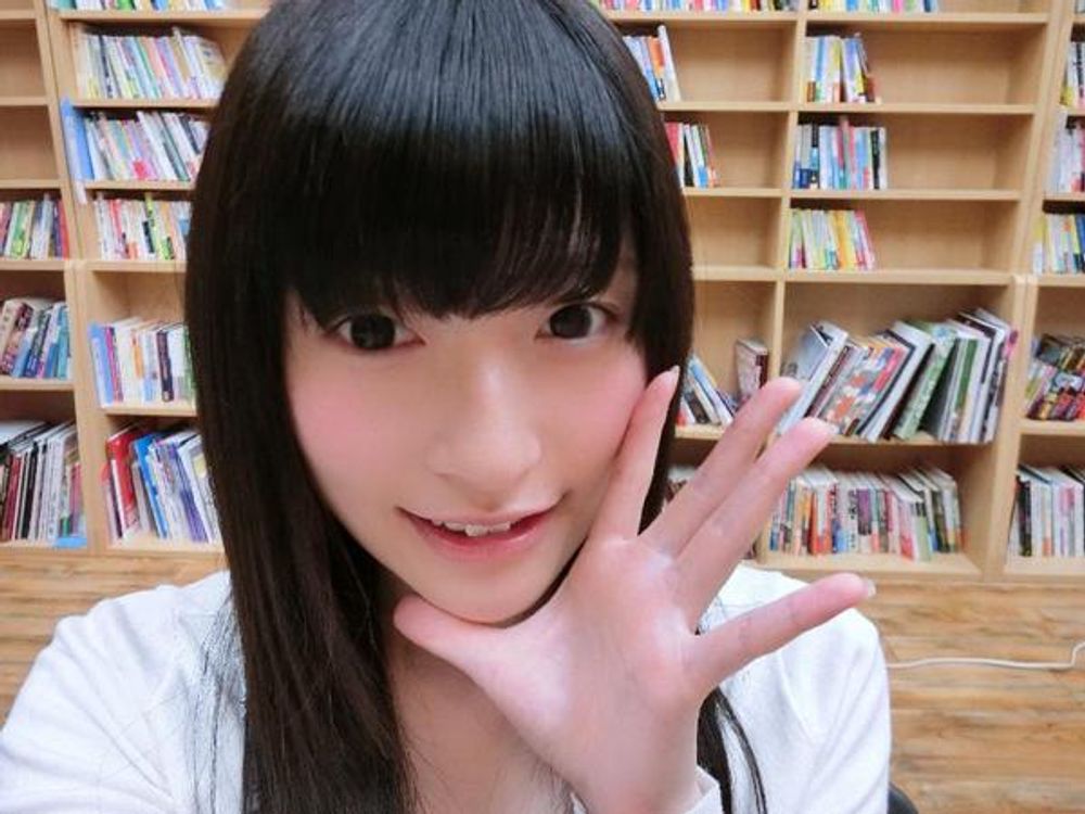 Beiye Wang (北野のぞみ)-Black-haired domineering girl&#39;s Weibo private room photo